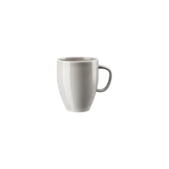Becher mit Henkel